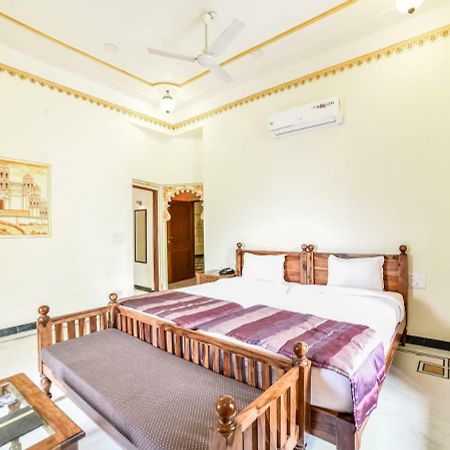 Hotel Jaisingh Garh By Innovating Hospitality Udaipur Exterior photo